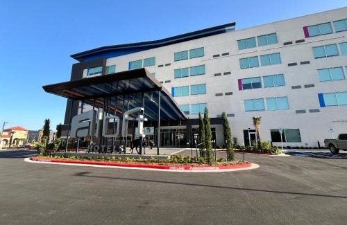McAllen Hotel | Aloft McAllen