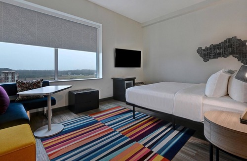 Mount Mourne Hotel | Aloft Mooresville