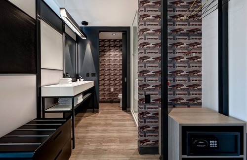 Mount Mourne Hotel | Aloft Mooresville
