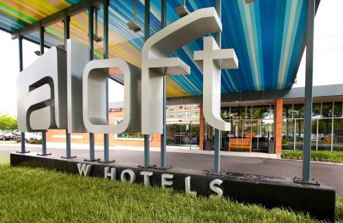 Primos Secane Hotel | Aloft Philadelphia Airport