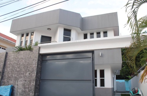 San Pedro Sula House | Aloft Room + Bathroom +kitchen+pool+washer+parking all private