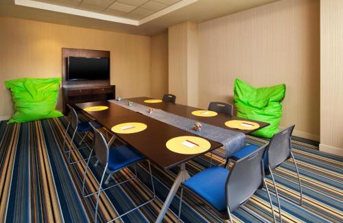 Millbrae Hotel | Aloft San Francisco Airport