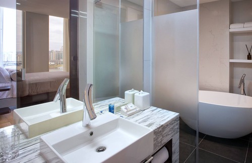 Cheongdam Hotel | Aloft Seoul Gangnam
