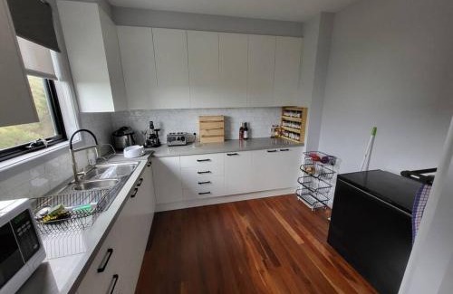 Rye House | Alogara House, Modern, 6 bedrooms with hot tub and views