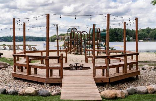 Lake Delton Hotel | Aloha Beach Resort