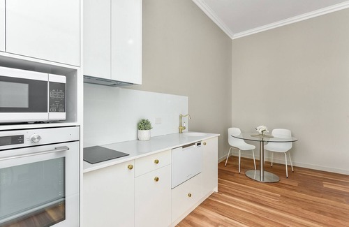 Mount Gambier House | Aloha Central Platinum Apartment 16