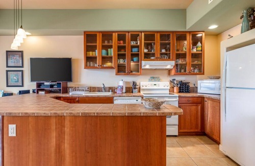 Kahaluu Bay Villa | Aloha Condos, Beach Villas at Kahaluu, Villa 1-202, Beach View, AC