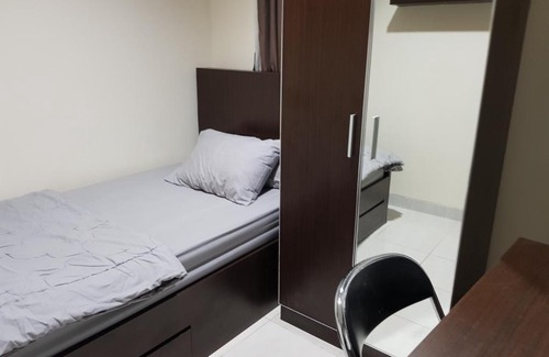 Pagedangan House | Aloha Guest House - 1 Male Only