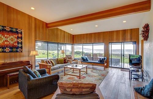 Sea Ranch House | Aloha House