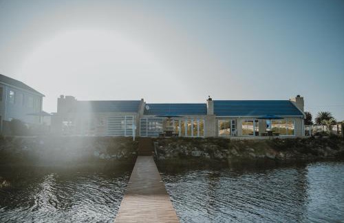 Still Bay Apartment | Aloha Lodge