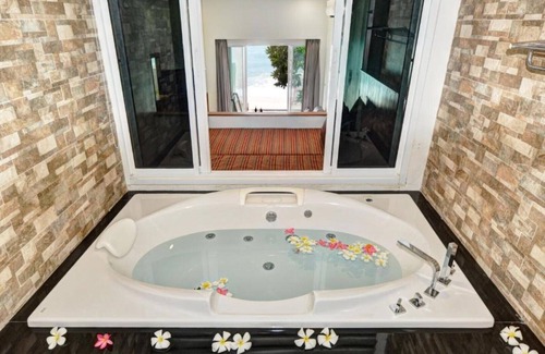 Lamai City Center Resort | Aloha Resort
