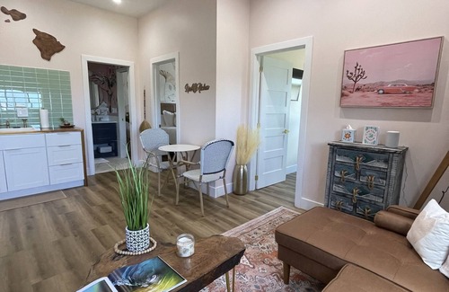 Kalaoa House | Aloha Springs Ohana
