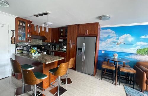 Waikiki Apartment | Aloha Waikiki Condo 2Beds, 2Baths, Free Parking.