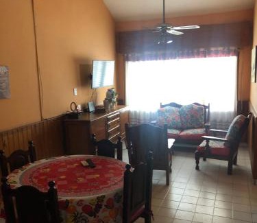 Presidencia Roque Saenz Pena House | Alojamiento Temporario “LG”
