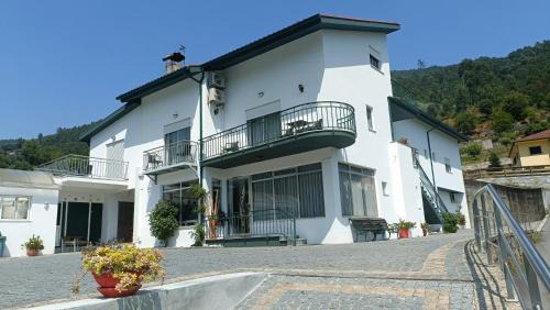 Vilar da Veiga House | ALojamento Costa da Banga