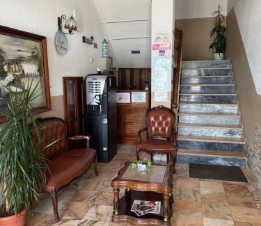 Atouguia da Baleia House | Alojamento Dona Inês de Castro