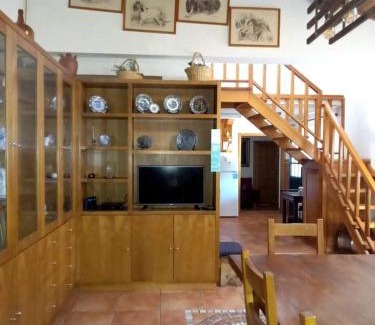 Casares House | Alojamento Local Madre de Cima