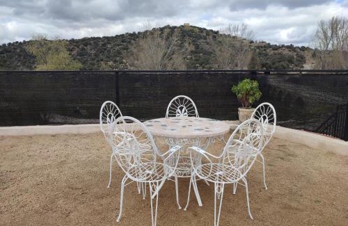 San Martin de Montalban House | Alojamiento Turístico La Cantuérgana
