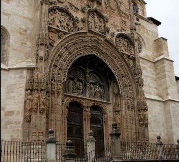 Aranda de Duero Apartment | Alojamiento Céntrico La Buganvilla