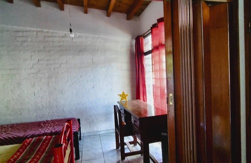 Godoy Cruz Bed & Breakfast | Alojamiento Céntrico: Habitación Privada Tipo Hostel