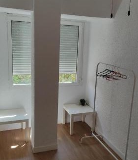 Manises House | Alojamiento junto Aeropuerto Valencia A
