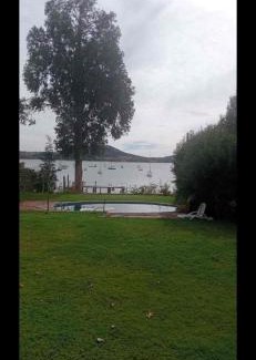 Las Cabras House | Alojamiento Punta verde Gran casa orilla Lago Rapel piscina ,jardines ,quincho ,terrazas,para 13
