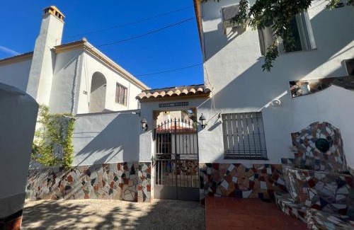 Cuevas del Becerro House | Alojamiento rural Huerta Mandre