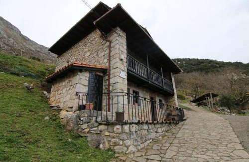 Penamellera Baja Ski Chalet | Alojamiento Rural Casa La Mata.