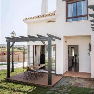El Ronquillo Apartment | Alojamiento Turístico El Olivo