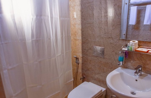 Vellore Hotel | Aloka Stay Inn