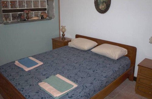 Nea Anchialos House | Alonaki Seafront Cottage