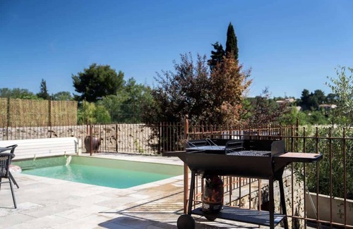 Couffoulens House | Along the water, village house with swimming pool