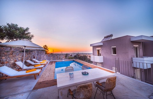 Piskopiano Villa | Aloni 3 bedroom Sea View Villa, sleeps 7 persons