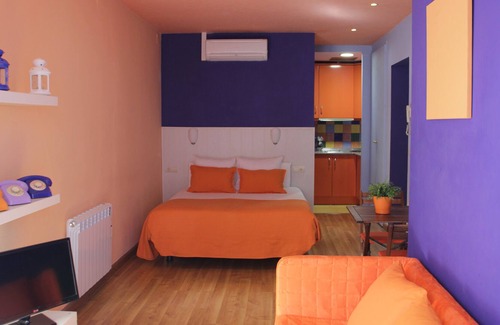 Valdepenas Apartment | Aloque Posada, charming accommodation in Valdepeñas, very central.
