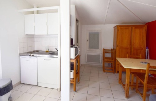Le Mas-dAgenais Ski Chalet | Alouette - Village de 10 gîtes, style chalets en pin