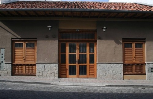 San Blas Apartment | Alpaca! Charming one-bedroom apartment