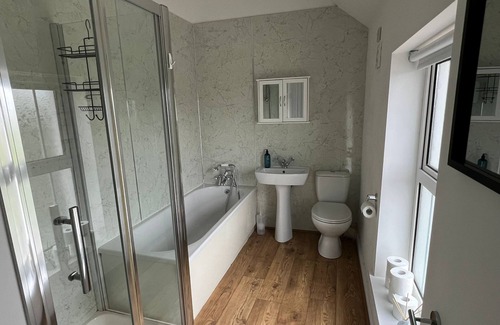 Dromore Other | Alpaca Farmhouse self catering with hot tub and alpaca experience included