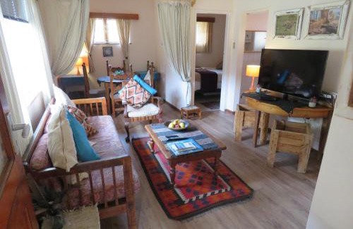 Kleinmond Apartment | Alpaca Self Catering Cottage Kleinmond