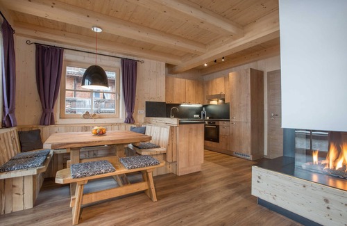 Ried im Zillertal Apartment | Alpenchalet - Ferienhof Stadlpoint
