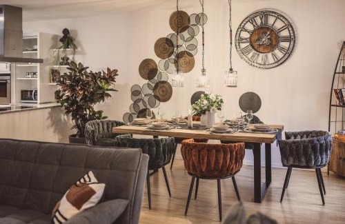 Penzberg Apartment | Alpenflair/Luxury/100qm/Work/Travel/Netflix