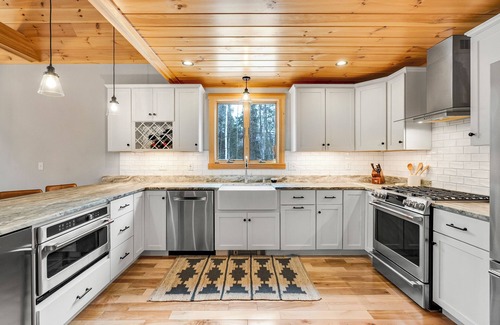 Sunday River Area House | Alpenglow at Barker- Walk to the slopes