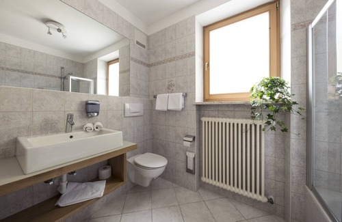 Santa Valburga Hotel | Alpenhof
