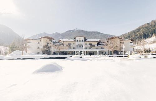 Lutago Hotel | Alpenpalace Luxury Hideaway & Spa Retreat