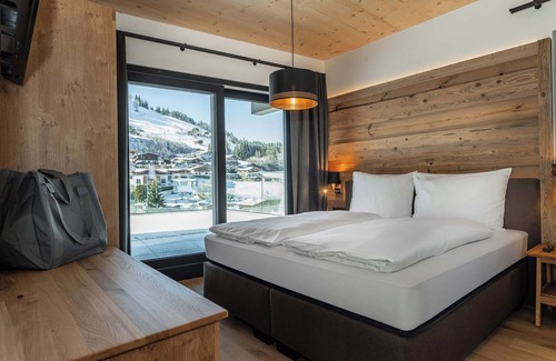 Kirchberg in Tirol Hotel | AlpenParks Hotel & Apartment Taxacher