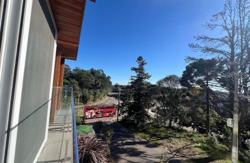 Tirol Apartment | Alpes 307 - Apê NOVO em Gramado c/garagem