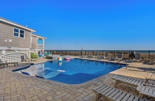 Inlet Harbour House | Alpha At The Point: Oceanfront, Private Pool & Hot Tub, Breathtaking Views