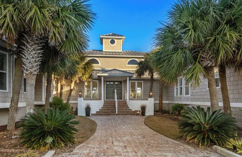 Inlet Harbour House | Alpha At The Point: Oceanfront, Private Pool & Hot Tub, Breathtaking Views