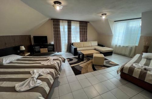 Varosha Hotel | ALPHA family HOTEL