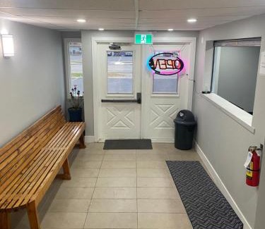 Algoma District Hotel | Alpha Inn