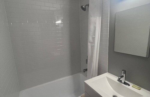 Algoma District Hotel | Alpha Inn